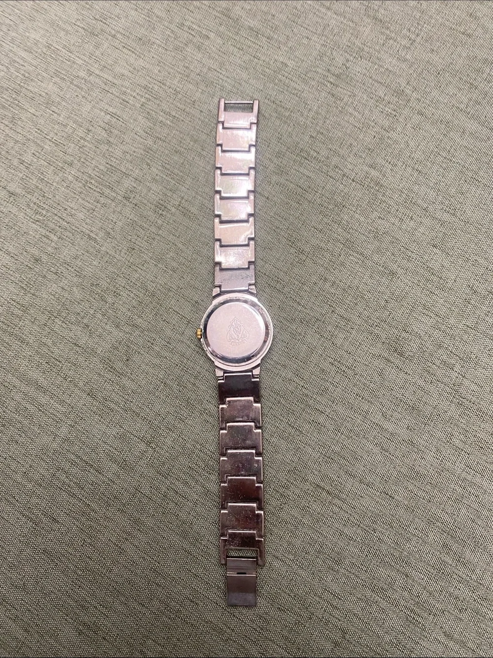 Vintage Gucci Women’s Quartz Stainless Steel Watch with Black Dial